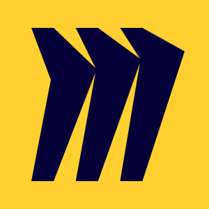 Das Bild zeigt ein stilisiertes Logo mit drei sich überlappenden marineblauen „M“s auf gelbem Hintergrund, was subtil an die Ästhetik von BI-Software erinnert.